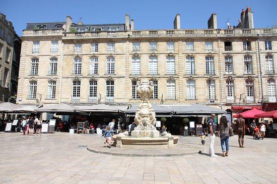 Place du Parlement